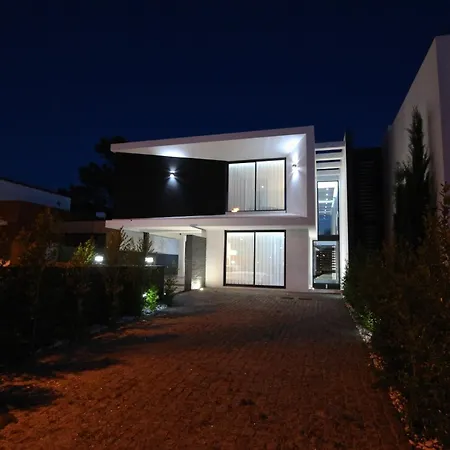Pinheiro Cd 84 - Cleverdetails וילה וילהמורה