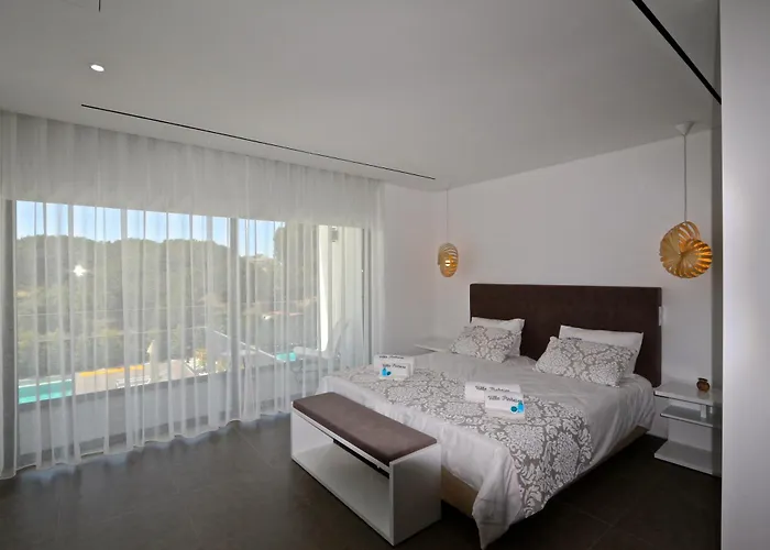 Pinheiro Cd 84 - Cleverdetails * Vilamoura