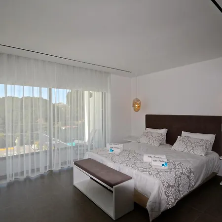 Pinheiro Cd 84 - Cleverdetails * Βιλαμούρα